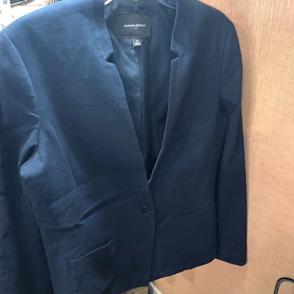 Banana Republic Blazer - Picture 5 of 7
